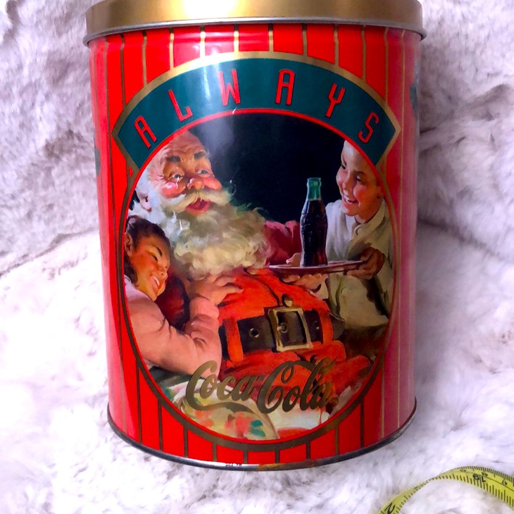 Vintage Coca Cola Collectors Tin